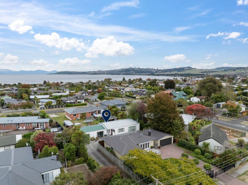 2/205 Tamamutu Street, Taupō - Carousel 1