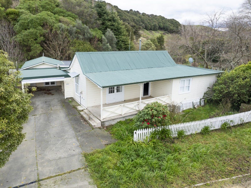 627 Taupo Road, ESKDALE, NAPIER - Carousel 2