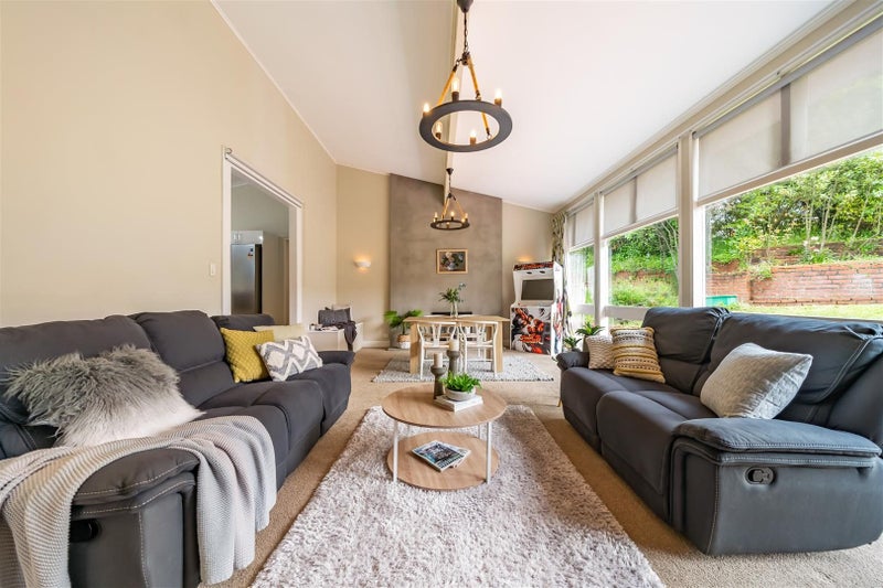 30 Marlborough Street, Silverstream, Upper Hutt - Carousel 2