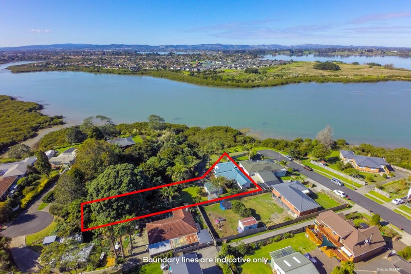 44 Estuary Road, Weymouth, Auckland - Carousel 1
