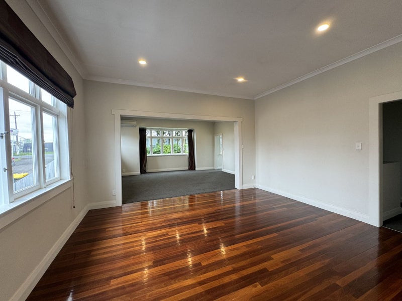 96 Ladies Mile, Remuera, Auckland - Carousel 2
