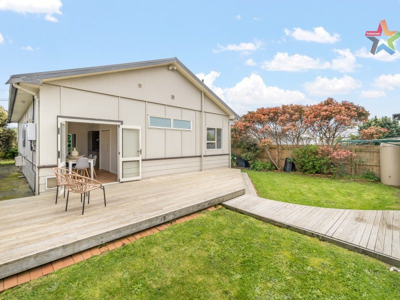 34 William Street, Petone, Lower Hutt - Carousel 1