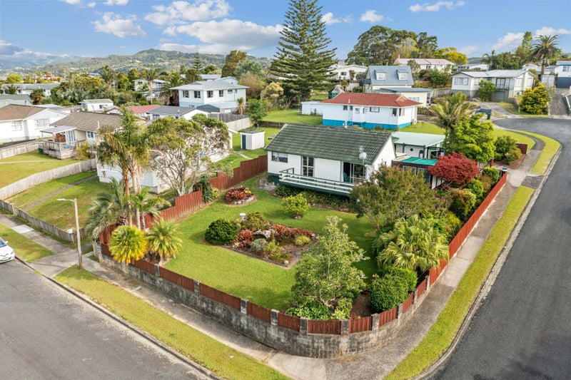 37 West View Crescent, Onerahi, Whangarei - Carousel 2