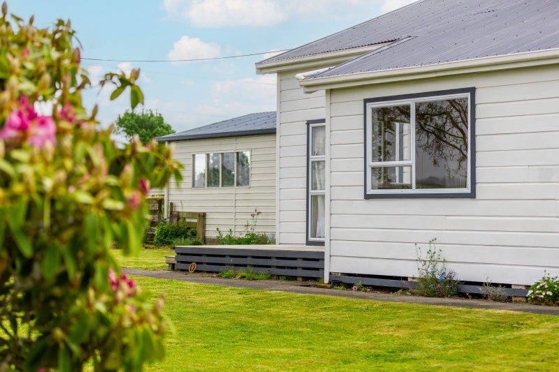 847 East Road, Toko, Stratford - Carousel 2