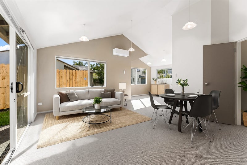 2/372 Whangaparaoa Road, Stanmore Bay, Whangaparaoa - Carousel 2