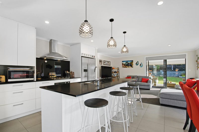 63 Matua Road, Huapai, Kumeu - Carousel 2