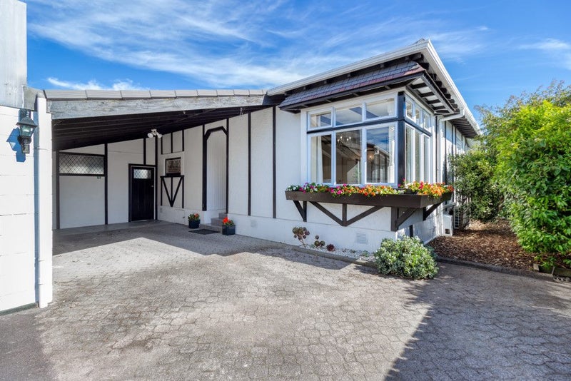 11C Grey Street, Glenholme, Rotorua - Carousel 2