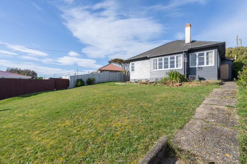 14 Doyle Street, Blaketown, Greymouth - Carousel 1