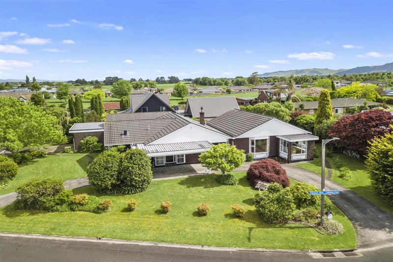 6 Grace Avenue, Te Aroha, Te Aroha - Carousel 2