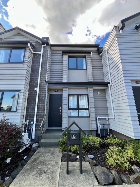 5/5 Wallson Crescent, Wiri, Auckland - Carousel 1
