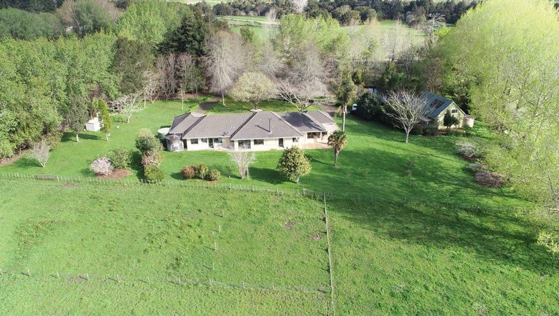 36 Old Pine Valley Road, Silverdale - Carousel 2