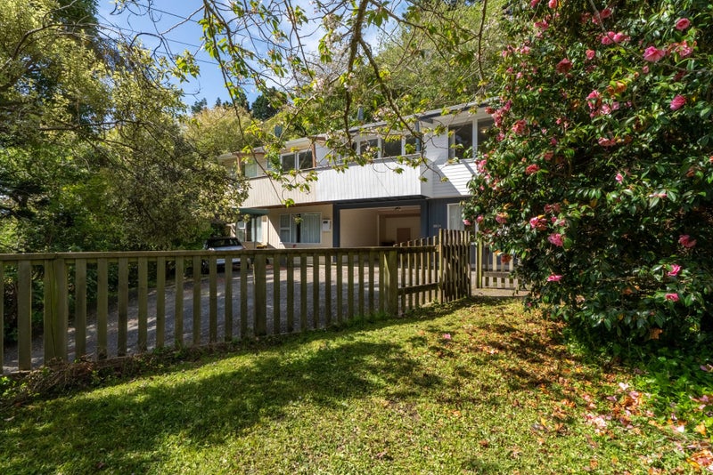 128A Middleton Road, Churton Park, Wellington - Carousel 13