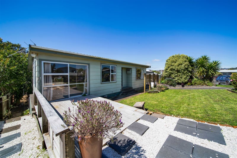 28 Camellia Avenue, Bell Block, New Plymouth - Carousel 1
