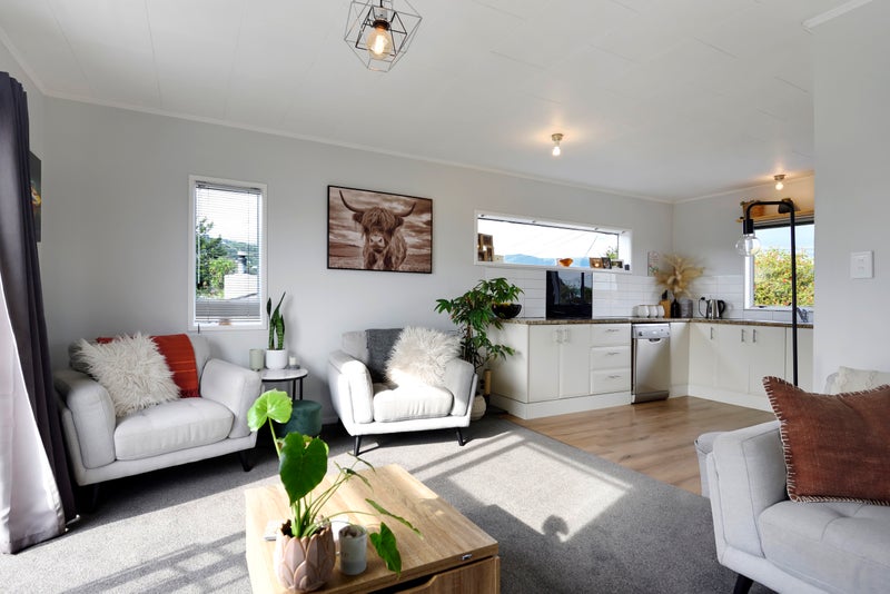 2/39 Roto Street, Tahunanui, Nelson - Carousel 1