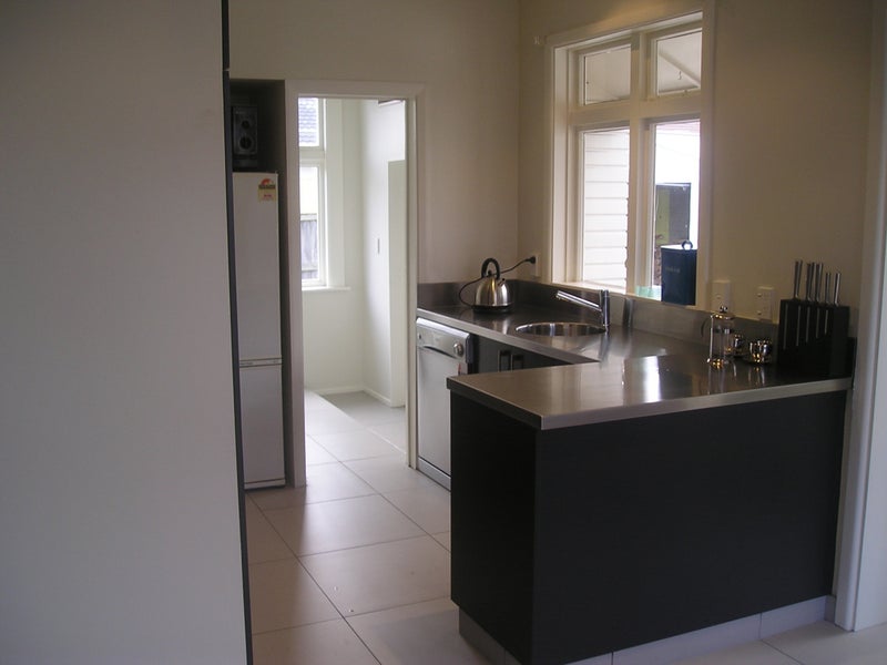 102 Barrington Street, Somerfield, Christchurch - Carousel 2