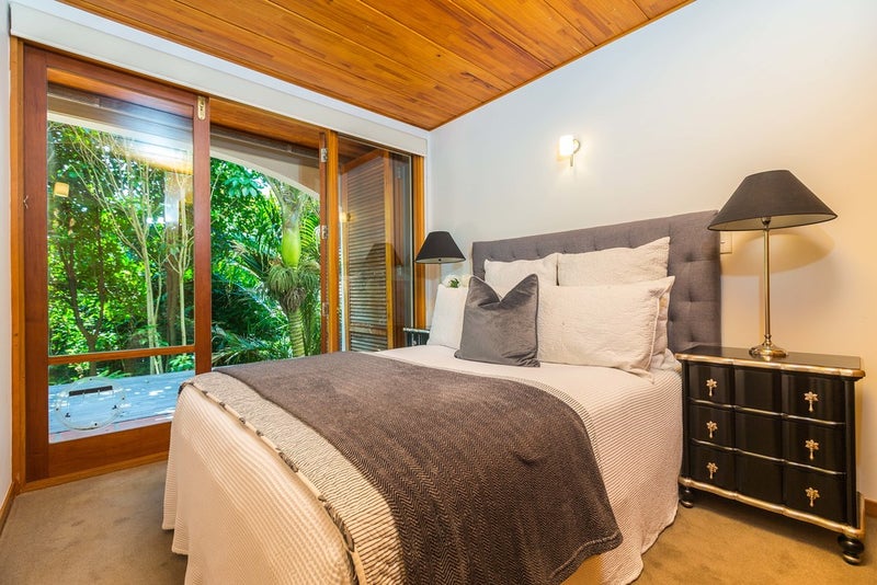 1/18 Brighton Road, Parnell, Auckland - Carousel 26