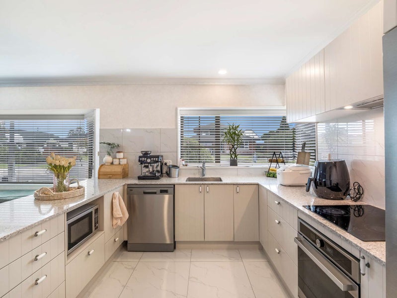 5 Hampton Place, Springvale, Whanganui - Carousel 1