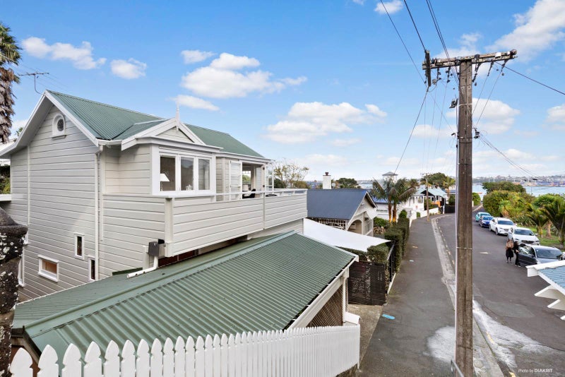 10 Spring Street, Devonport, Auckland - Carousel 2