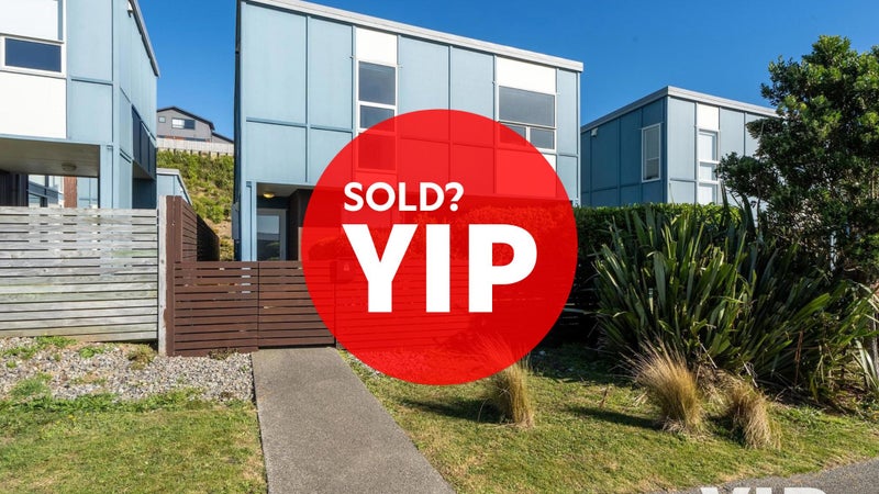 74 Cedarwood Street, Woodridge, Wellington - Carousel 1