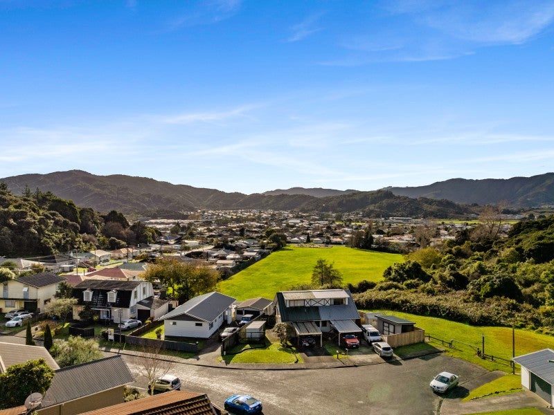 10 Northcote Street, Wainuiomata, Lower Hutt - Carousel 2