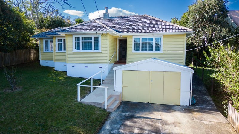 67 Alverston Street, Waterview, Auckland - Carousel 1