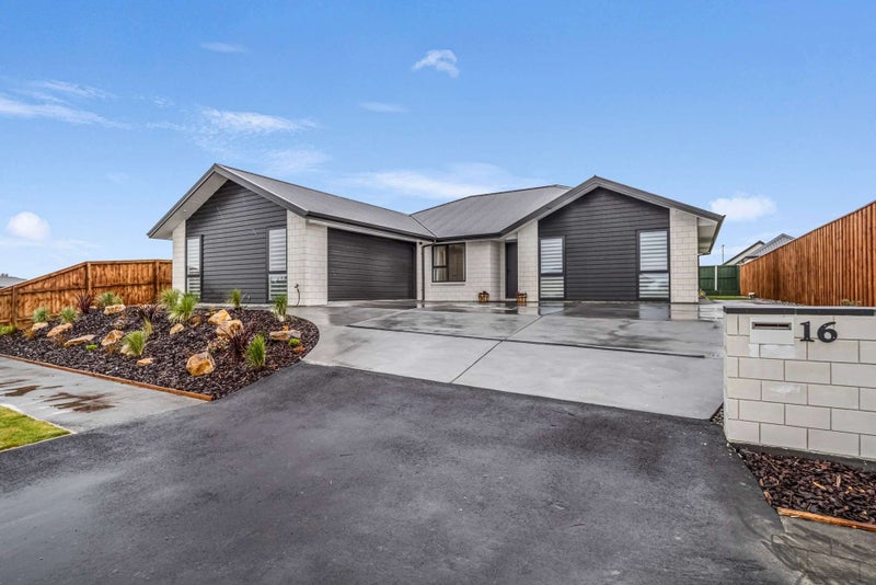 16 Vercoe Street, Elgin, Ashburton - Carousel 1