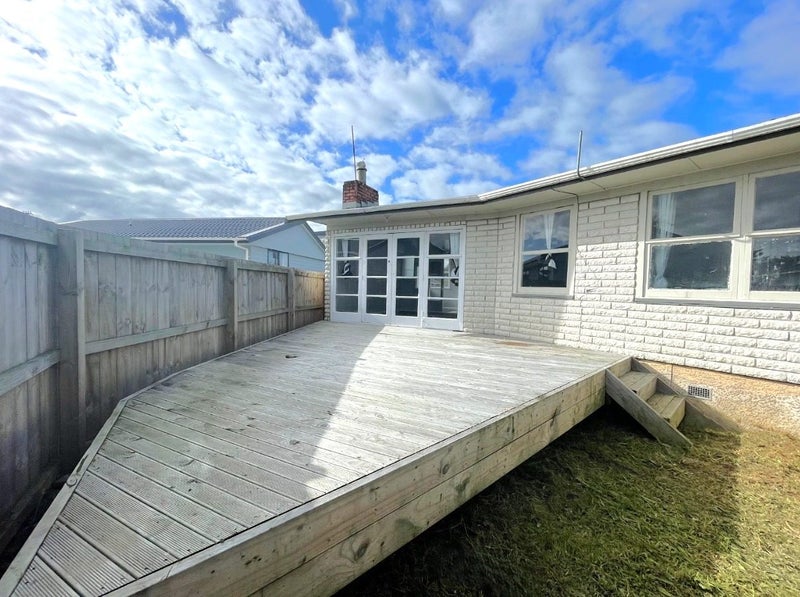 12 Jenkins Place, Manurewa East, Auckland - Carousel 1