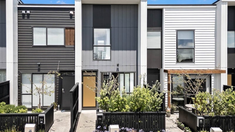 36 Rahopuru Road, Westgate, Auckland - Carousel 1