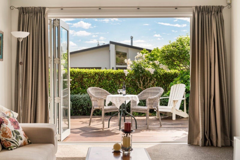 8 Aubrey Way, Brookfield, Tauranga - Carousel 1