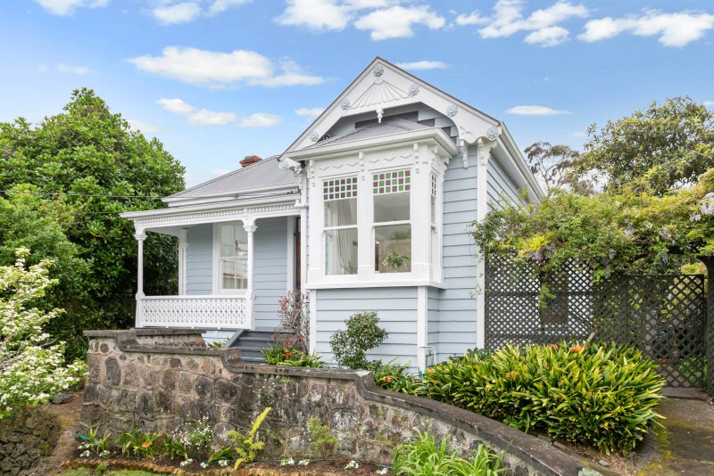 89 Paice Avenue, Sandringham, Auckland - Carousel 1