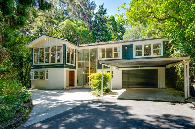 54 Waima Crescent, Titirangi, Auckland - Carousel 1