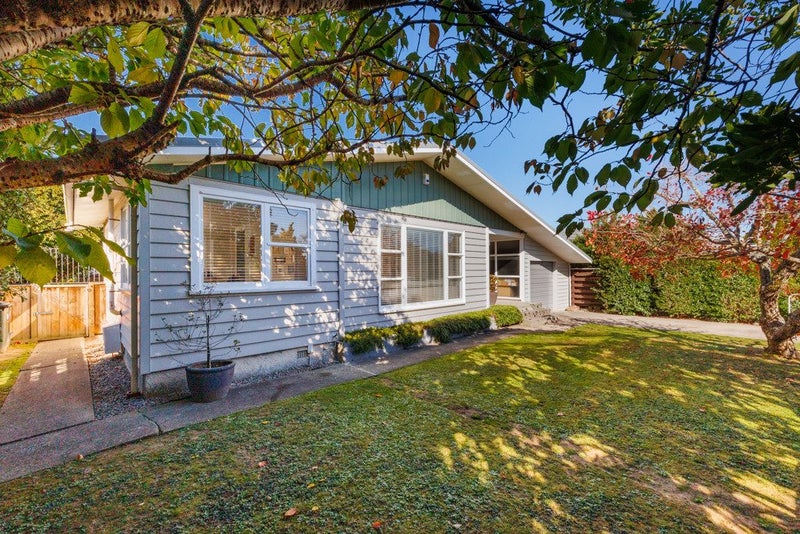 64 Long Melford Road, Awapuni, Palmerston North - Carousel 25