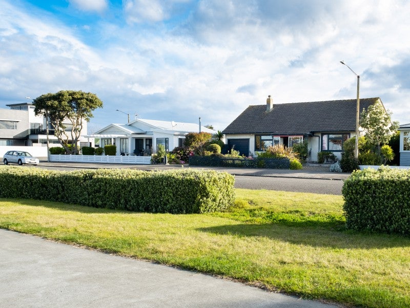 24 Ferguson Avenue, Westshore, Napier - Carousel 2