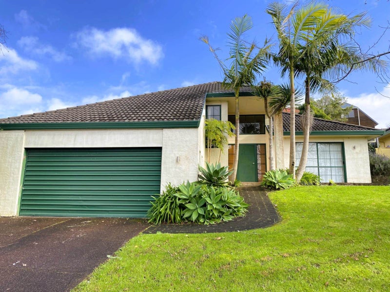 1/70 Gosford Drive, Botany Downs, Auckland - Carousel 1