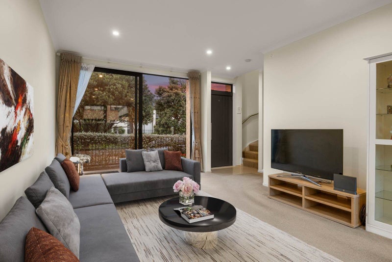 32B Bluegrey Avenue, Stonefields, Auckland - Carousel 2