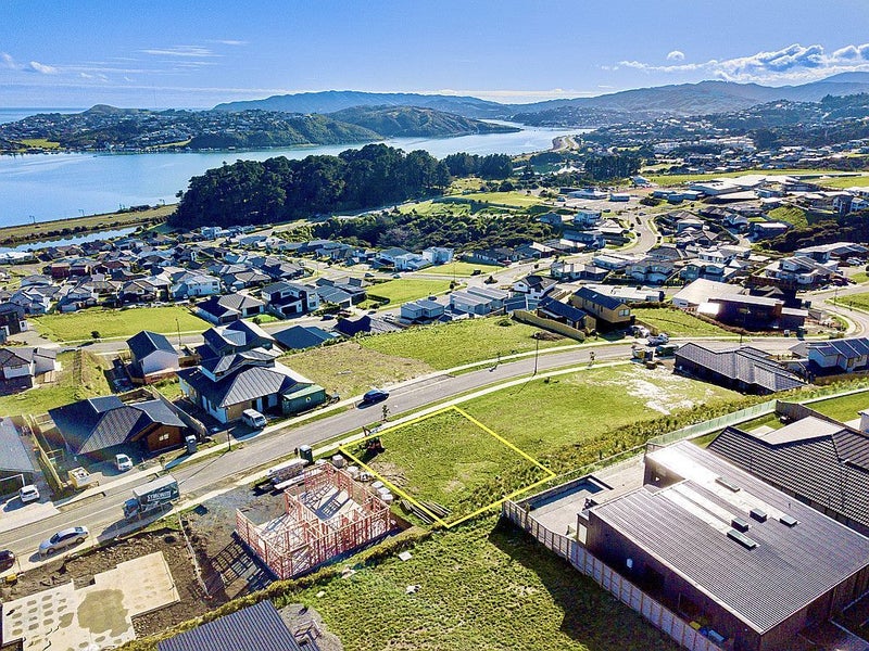 55 Ken Douglas Drive, Aotea, Porirua - Carousel 7