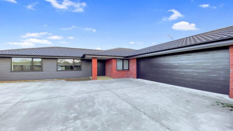 6 Miers Glade, Rototuna North, Hamilton - Carousel 1