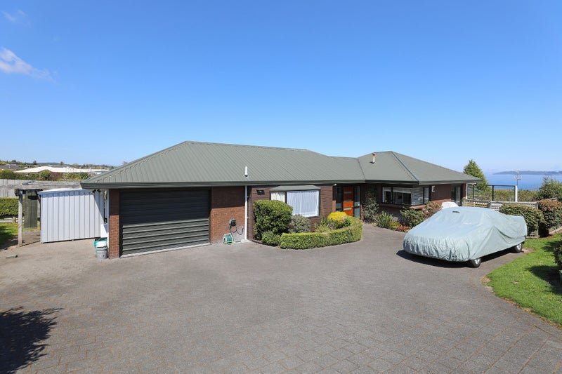 79 Harvey Street, Waipahihi, Taupo - Carousel 2