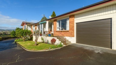 82A Harrier Street, Parkvale, Tauranga - Carousel 1