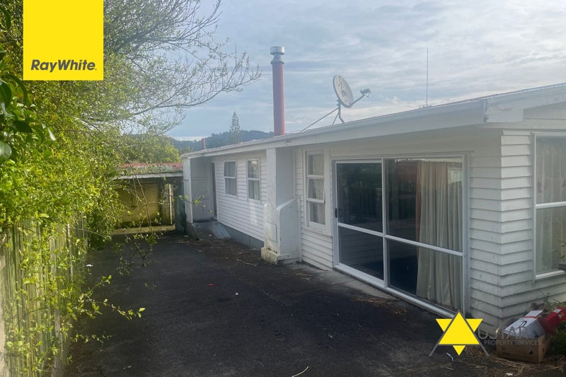 54 Routley Drive, Glen Eden, Auckland - Carousel 1