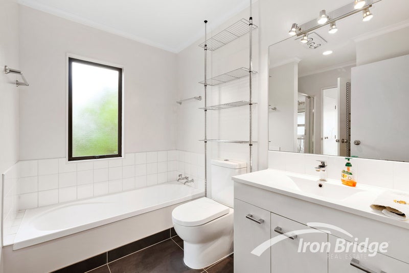 5/6 Sunnydale Place, Oteha, Auckland - Carousel 8