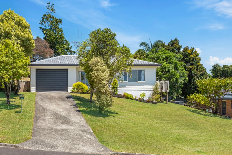 12 Tawhiri View, Pyes Pa, Tauranga - Carousel 2