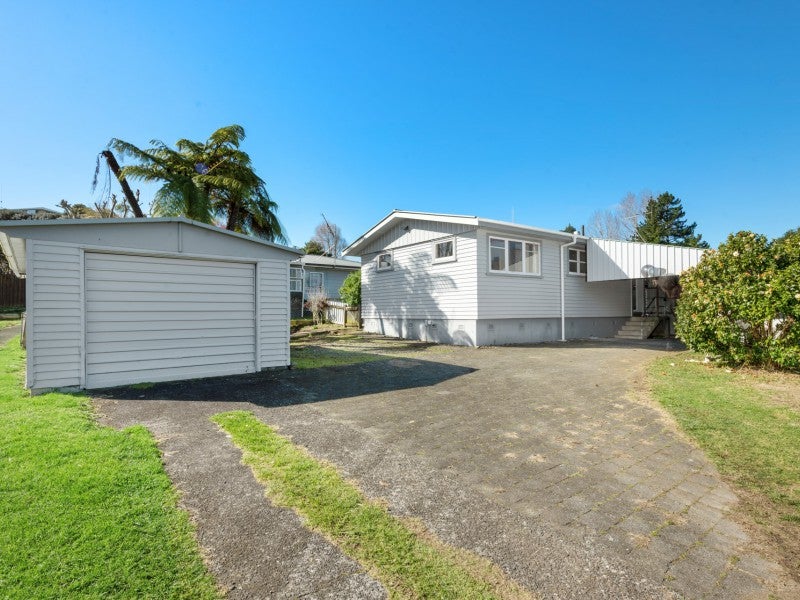 29 Jones Street, Gate Pa, Tauranga - Carousel 1