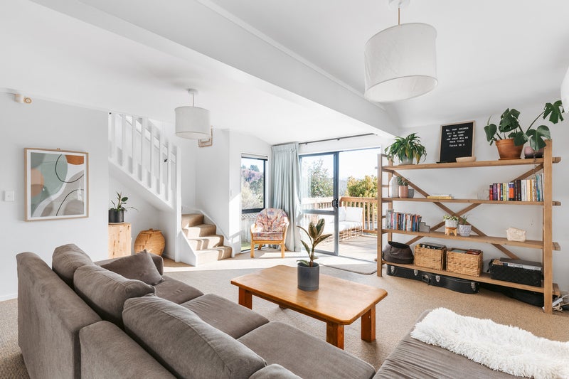 12 Zachary Place, Welcome Bay, Tauranga - Carousel 2