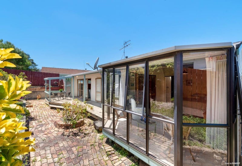 24 View Road, Wairau Valley, Auckland - Carousel 1