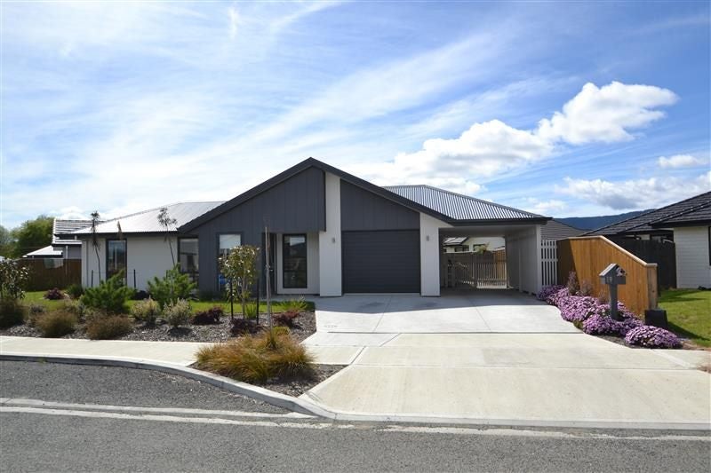 19 Malone Crescent , Tasman - Carousel 2