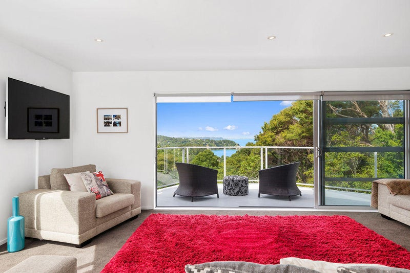 96 Victory Road, Laingholm, Auckland - Carousel 2
