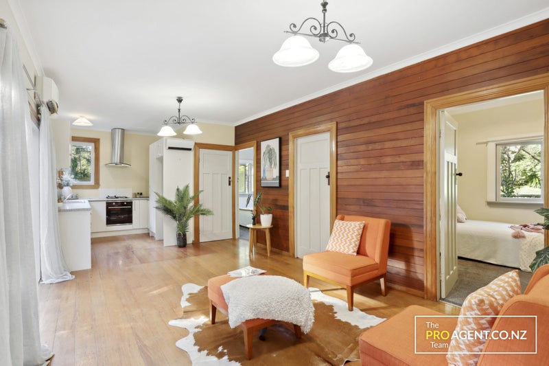 38 Western Road, Laingholm, Auckland - Carousel 2