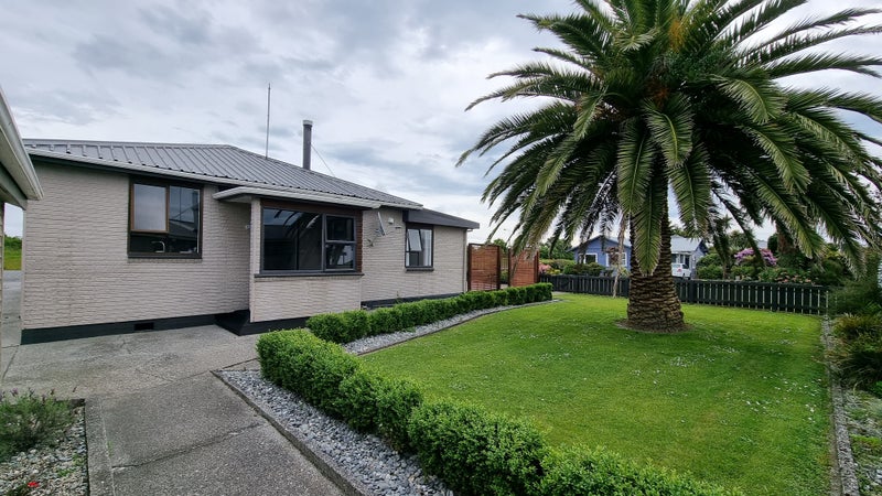 122 Gibson Quay, Hokitika - Carousel 2
