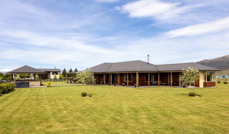15 Tekapo Drive, Twizel, Twizel - Carousel 1